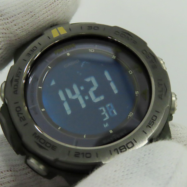 実際に弊社で買取させて頂いたCASIO/カシオ PROTREK/プロトレック トリプルセンサー 世界6局対応電波ソーラー PRW-3100G-3JRの画像 4枚目