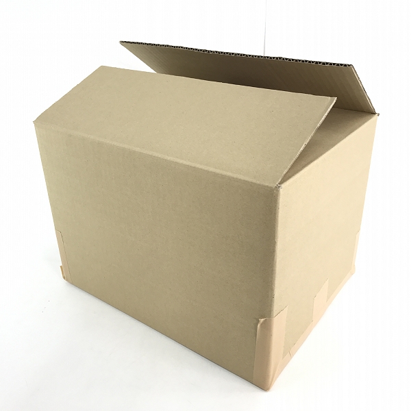 実際に弊社で買取させて頂いた【おまとめ】ZARA/ザラ/アルマーニ/ビームス 等 カラーニット/Tシャツ 他の画像 2枚目