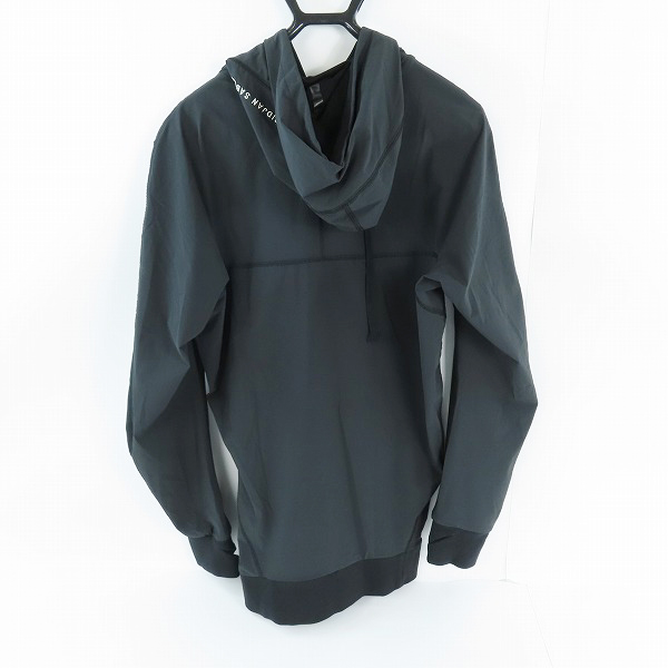 実際に弊社で買取させて頂いた11 by Boris Bidjan Saberi/イレブンバイボリスビジャンサベリ ナイロンジャケット 11X064/Lの画像 1枚目