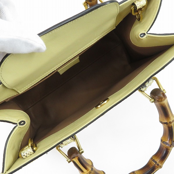 実際に弊社で買取させて頂いたGUCCI/グッチ バンブー パイソン スモール トートバッグ ハンドバッグ 660195の画像 4枚目