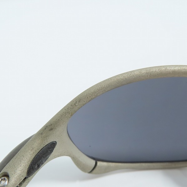 実際に弊社で買取させて頂いたOAKLEY/オークリー X-METAL/エックスメタル XX/ダブルエックス TIO2 サングラス/アイウェア XT006087の画像 6枚目