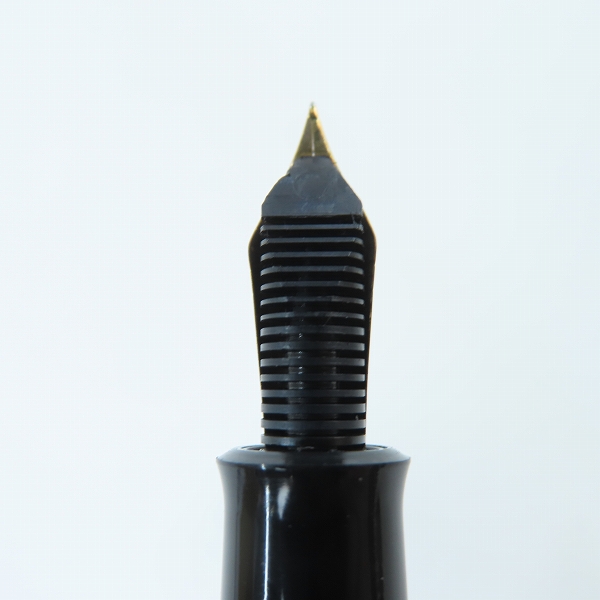 実際に弊社で買取させて頂いたPELIKAN/ペリカン SOUVERAN/スーベレーン 万年筆 ペン先14C-585-EFの画像 8枚目