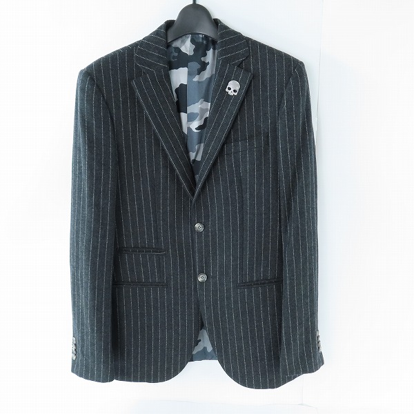 実際に弊社で買取させて頂いたHYDROGEN/ハイドロゲン ストライプ スカルラペルピン テーラードジャケット/46