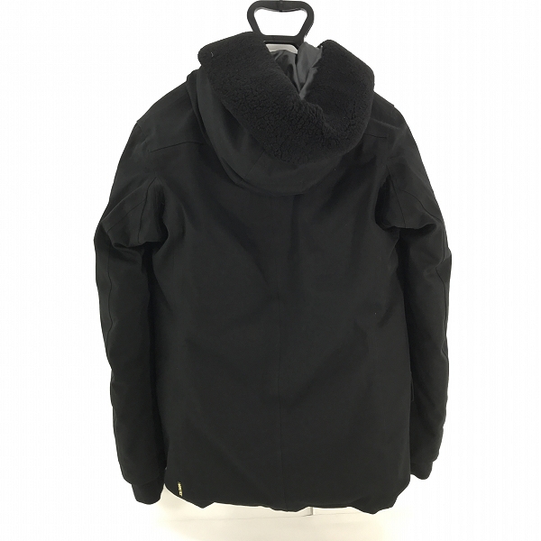 実際に弊社で買取させて頂いたBACKBONE×GORE TEX/バックボーン×ゴアテックス ダウンジャケット ブラック BB13W-B14/Mの画像 1枚目