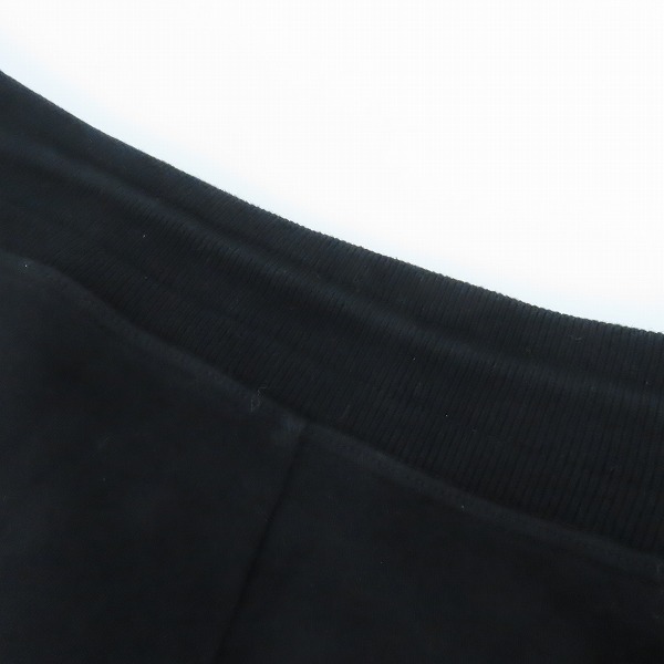 実際に弊社で買取させて頂いた【JPタグ】LOUIS VUITTON/ルイヴィトン 2022 ステープルエディション ショートパンツ スウェットパンツ RM211Q JUJ HJY44W/XLの画像 8枚目