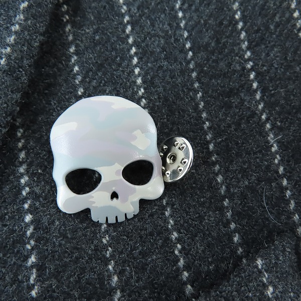 実際に弊社で買取させて頂いたHYDROGEN/ハイドロゲン ストライプ スカルラペルピン テーラードジャケット/46の画像 2枚目