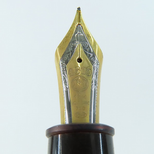実際に弊社で買取させて頂いたMONTBLANC/モンブラン 作家シリーズ ヘミングウェイ マイスターシュテュック 万年筆ペン先18K-750の画像 6枚目