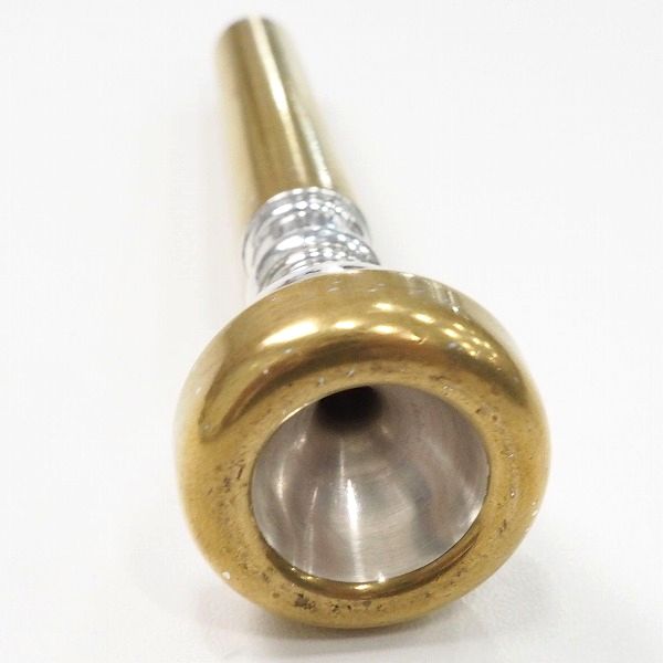 実際に弊社で買取させて頂いたYAMAHA/ヤマハ 15E4 シルバー/ゴールド トランペット用マウスピースの画像 3枚目