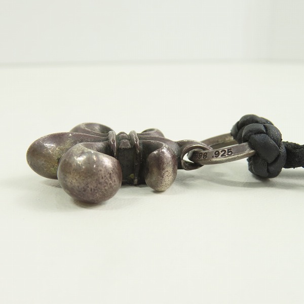 実際に弊社で買取させて頂いたCHROME HEARTS/クロムハーツ BSフレアチャーム w/レザーブレード スクロールボロチップの画像 3枚目