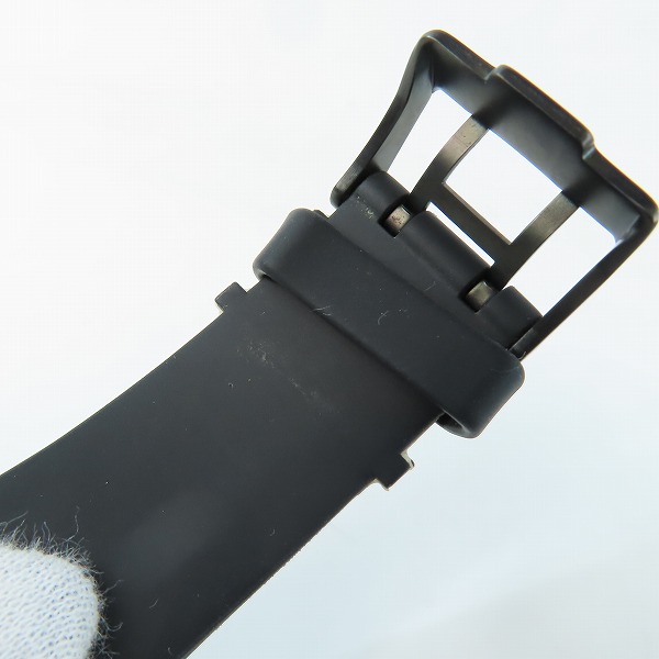 実際に弊社で買取させて頂いたJustin Davis×清春/ジャスティンデイビス×キヨハル コラボ クロノグラフ ラバーバンド 腕時計【動作未確認】の画像 5枚目