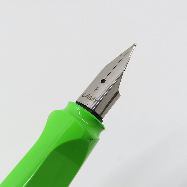 実際に弊社で買取させて頂いたLAMY/ラミー サファリ 小窓付き 万年筆 3点セットの画像 5枚目