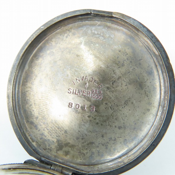 実際に弊社で買取させて頂いた【ジャンク】A.W.W.Co WALTHAM MASS/ウォルサム ヴィンテージ懐中時計/SILVER925/唐草彫刻の画像 4枚目