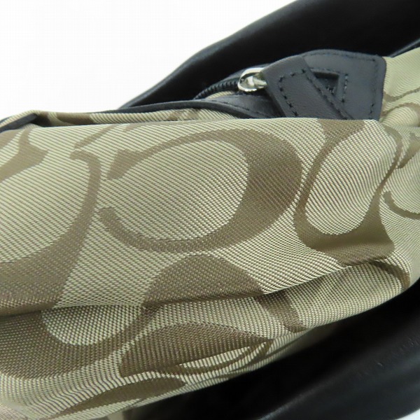 実際に弊社で買取させて頂いたCOACH/コーチ 裏地シグネチャー柄 カウハイドレザー ワンショルダーバッグ 9151の画像 5枚目