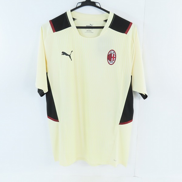 実際に弊社で買取させて頂いた【未使用】PUMA/プーマ ACミラン 21/22 TR 半袖シャツ 765116-13 L