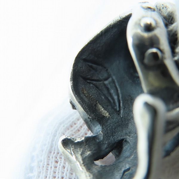 実際に弊社で買取させて頂いたCRAZY PIG/クレイジーピッグ HOT ROD SKULL PENDANT/ホットロッドスカルペンダント シルバーチェーン付きの画像 4枚目