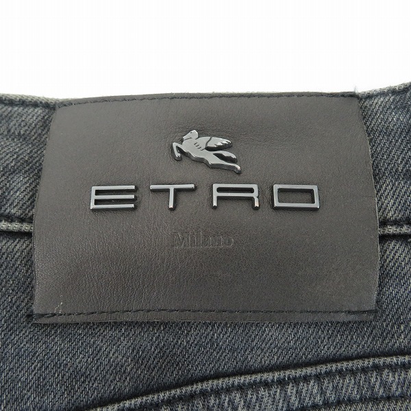 実際に弊社で買取させて頂いたETRO/エトロ ロゴボタン スキニーデニムパンツ 29の画像 2枚目