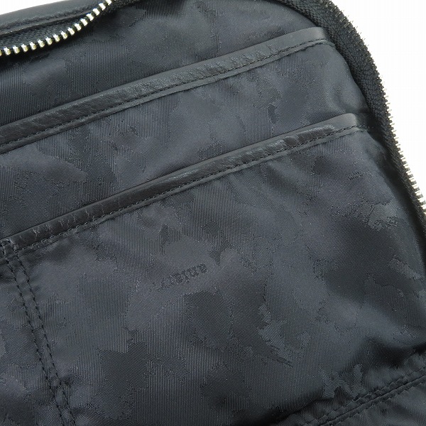 実際に弊社で買取させて頂いたaniary/アニアリ 裏地カモフラ柄 レザー セカンドバッグ/クラッチバッグの画像 5枚目