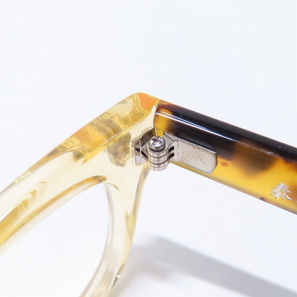 実際に弊社で買取させて頂いた泰八郎謹製/タイハチロウキンセイ 手造 Premier VI クリア×デミ柄 メガネフレーム/アイウェアの画像 4枚目