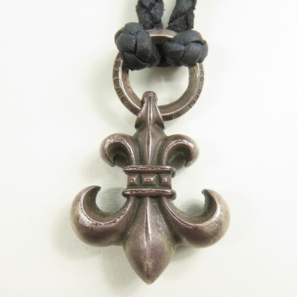 実際に弊社で買取させて頂いたCHROME HEARTS/クロムハーツ BSフレアチャーム w/レザーブレード スクロールボロチップの画像 1枚目