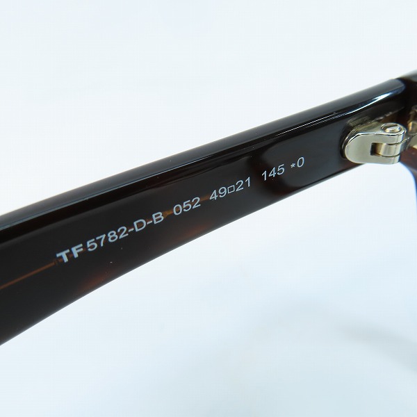 実際に弊社で買取させて頂いたTOM FORD/トムフォード ブルーライトカット メガネフレーム/アイウェア TF5782-D-B 052の画像 6枚目