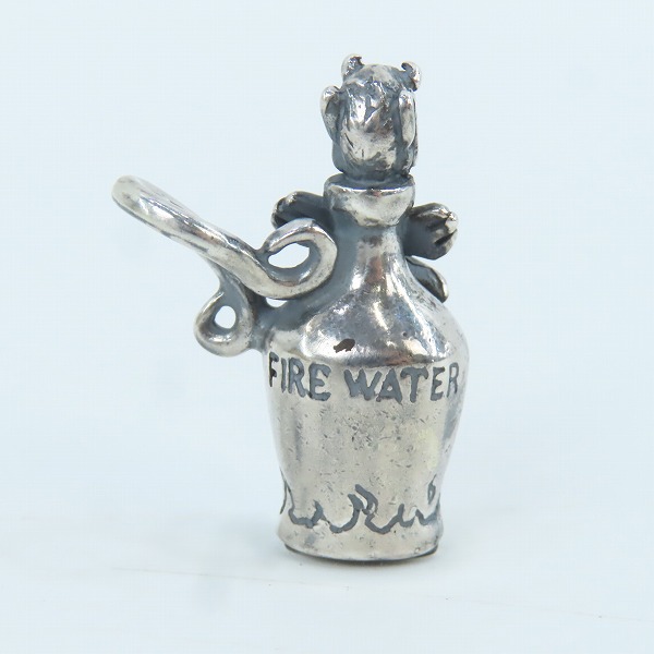 実際に弊社で買取させて頂いた(1)GANGSTERVILLE×Galcia/ギャングスタービル×ガルシア POISON BOTTLE シルバー ペンダントトップの画像 2枚目