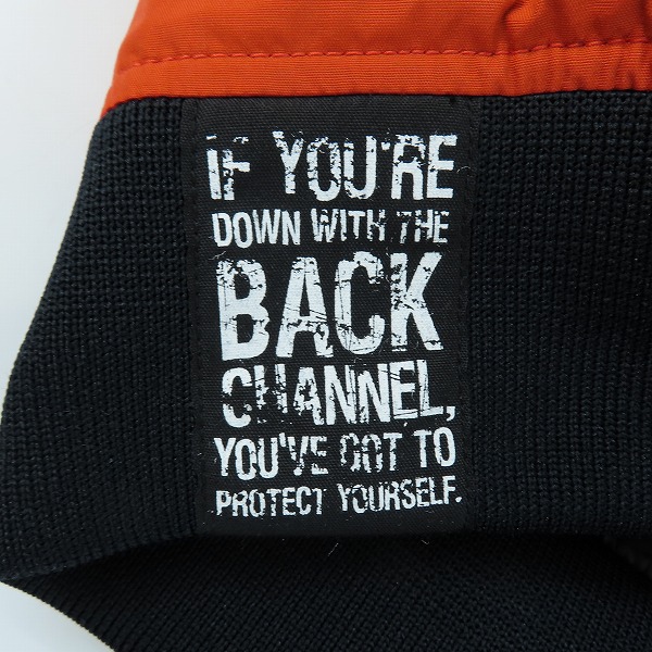 実際に弊社で買取させて頂いたBackChannel/バックチャンネル フードジャケット ロゴプリント 2319055/XLの画像 5枚目