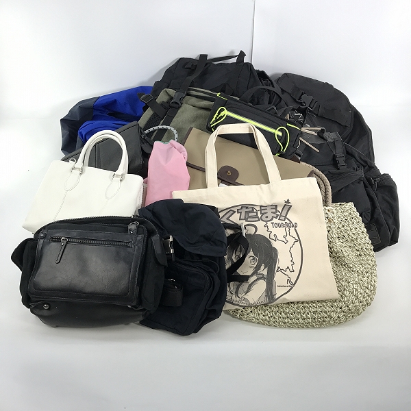 実際に弊社で買取させて頂いた【おまとめ】プラダ/コムサイズム/アディダス 等 リュック/ハンドバック/ボストンバッグ 他