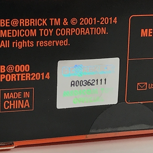 実際に弊社で買取させて頂いた【未開封】PORTER×MEDICOM TOY/ポーター×メディコムトイ BE@RBRICK/ベアブリック 100%の画像 4枚目