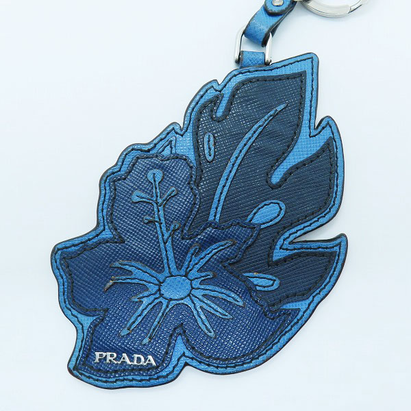 実際に弊社で買取させて頂いたPRADA/プラダ レザー ハイビスカス キーチャーム ブルーの画像 1枚目