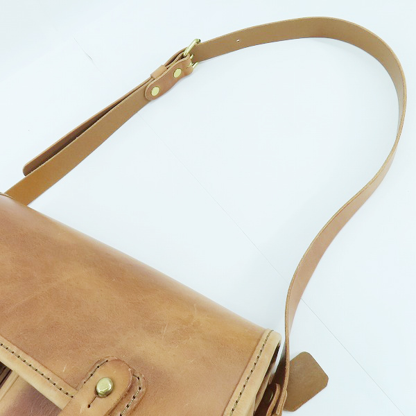 実際に弊社で買取させて頂いたHERZ/ヘルツ 50周年/50th記念 ギボシ留めショルダーバッグ CK-100の画像 3枚目