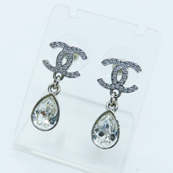 実際に弊社で買取させて頂いたCHANEL/シャネル ココマーク ラインストーン ドロップピアス