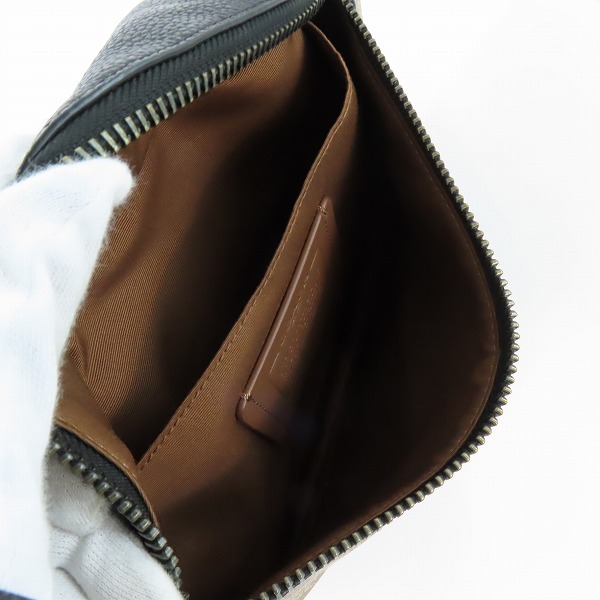 実際に弊社で買取させて頂いたCOACH/コーチ シグネチャー ボディバッグ/ウエストバッグの画像 4枚目