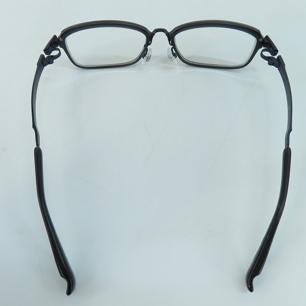 実際に弊社で買取させて頂いた999.9/フォーナインズ 眼鏡/メガネフレーム TITANIUM ミックス/ブラウンデミ  度入り M-23 Col.5207の画像 2枚目