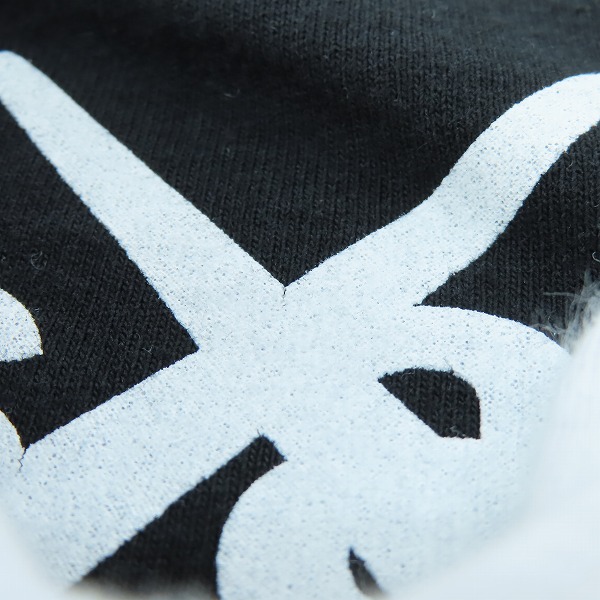 実際に弊社で買取させて頂いたsacai × KAWS/サカイ×カウズ Flock Print Long Sleeve T-shirt ロンT 21-0287S/0の画像 5枚目