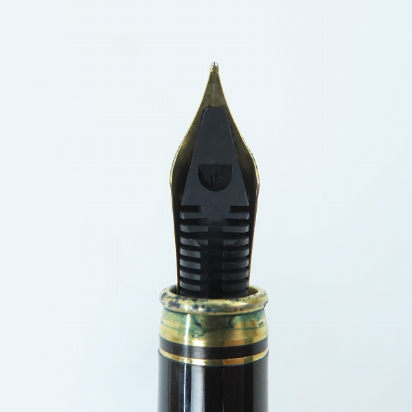 実際に弊社で買取させて頂いたYARD・O・LED/ヤード・オ・レッド SILVER925/シルバー925/銀無垢/ヴィンテージ キャップ式万年筆 ペン先 18ct/K18の画像 6枚目