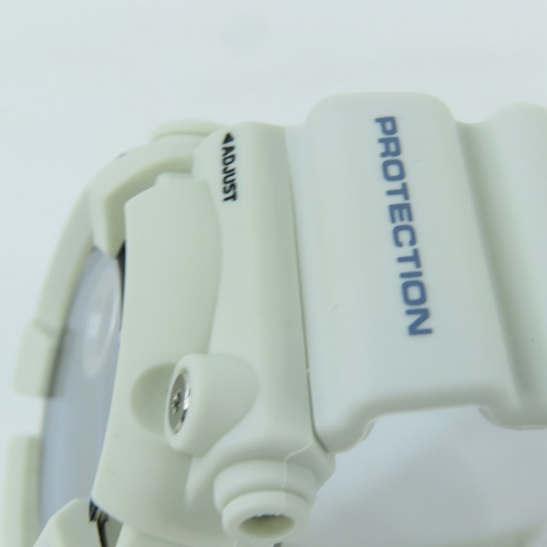 実際に弊社で買取させて頂いたG-SHOCK/Gショック FROGMAN/フロッグマン メンイン ホワイトグレー クォーツ 腕時計 DW-8200LG-8JR 【動作未確認】の画像 4枚目