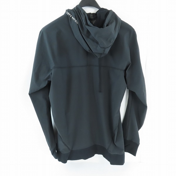 実際に弊社で買取させて頂いた11 by Boris Bidjan Saberi/イレブンバイボリスビジャンサベリ H1B Hoodie in Black H1B F1343の画像 1枚目