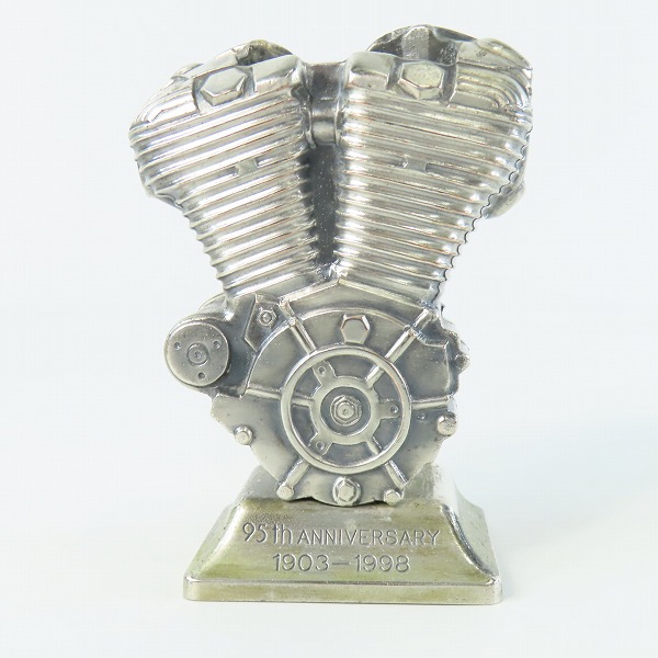 実際に弊社で買取させて頂いたZIPPO/ジッポー用 Harley-Davidson/ハーレーダビッドソン 95th Anniversary/95周年記念 エンジン型スタンドの画像 2枚目