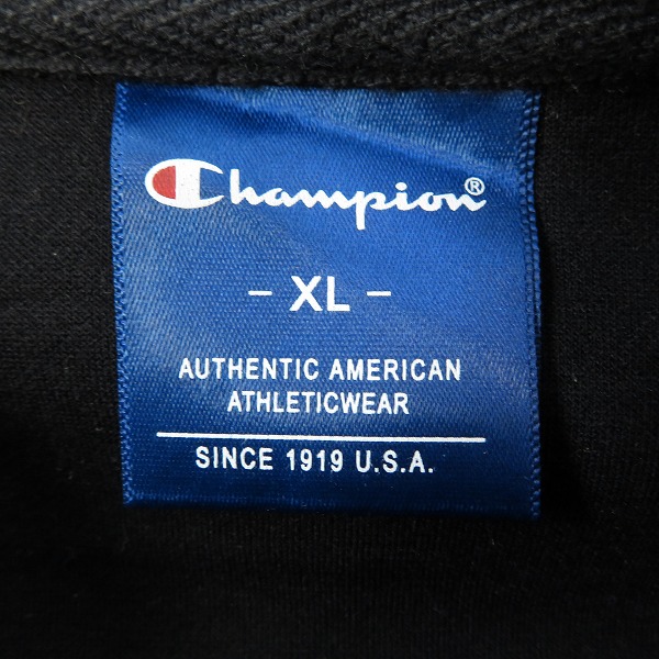 実際に弊社で買取させて頂いたChampion/チャンピオン ジップアップパーカー C8-QS101/XLの画像 2枚目