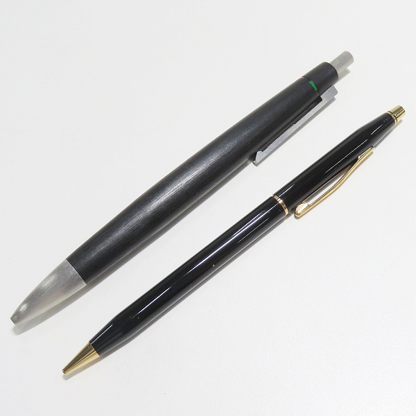 実際に弊社で買取させて頂いたLAMY/ラミー CROSS/クロス シャーペン 4色ボールペン 2点セット