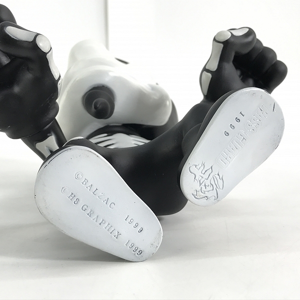 実際に弊社で買取させて頂いたBOUNTY HUNTER×BALZAC VAMPIRE/バウンティーハンター×バルザック ソフビ/フィギュアの画像 5枚目