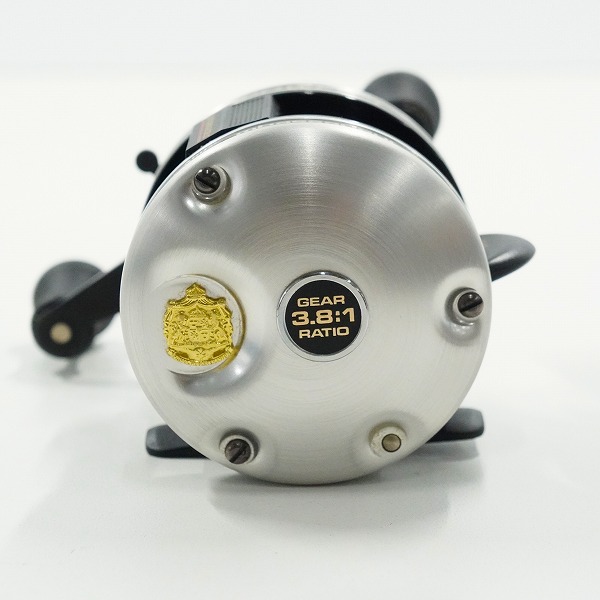 実際に弊社で買取させて頂いたAbuGarcia/アブガルシア Ambassador POWER 4 アンバサダー 右ハンドル ベイトリール 箱付きの画像 2枚目