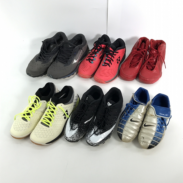実際に弊社で買取させて頂いた【おまとめ】ナイキ/ニューバランス/コンバース 他 スニーカー/スパイク 等の画像 3枚目