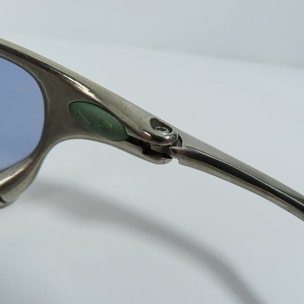 実際に弊社で買取させて頂いたOAKLEY/オークリー JULIET/ジュリエット ICHIRO/イチロー 51 シグネチャーモデル サングラス/アイウェア EMERALD/エメラルド の画像 4枚目