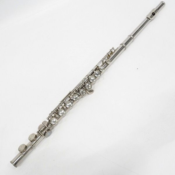 実際に弊社で買取させて頂いたYAMAHA/ヤマハ YFL211/YFL-211 フルート Eメカ付 ハードケース付の画像 1枚目