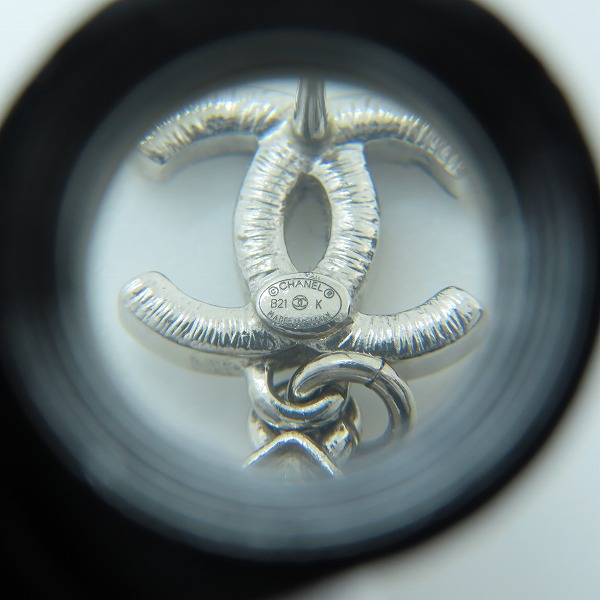 実際に弊社で買取させて頂いたCHANEL/シャネル ココマーク ラインストーン ドロップピアスの画像 4枚目