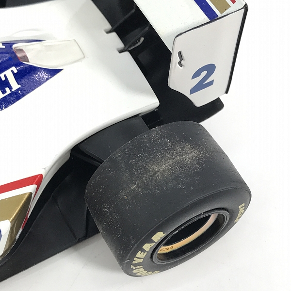 実際に弊社で買取させて頂いたミニチャンプス Ayrton Senna RACING CAR COLLECTION アイルトン・セナ Williams FW 16 Renault/ルノー 1/18 ミニカーの画像 8枚目