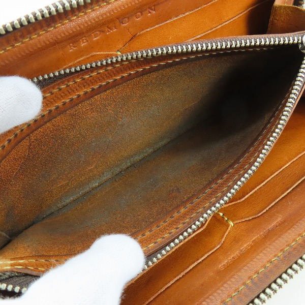 実際に弊社で買取させて頂いたREDMOON/レッドムーン ラウンドジップ レザー 長財布/ロングウォレット/SNTの画像 4枚目