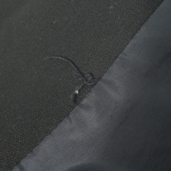 実際に弊社で買取させて頂いたPARFUMS GIVENCHY/ジバンシィ  レディース ジャケット ブラック/44の画像 5枚目