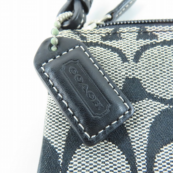 実際に弊社で買取させて頂いたcoach/コーチ シグネチャー柄 ミニショルダーポーチの画像 5枚目